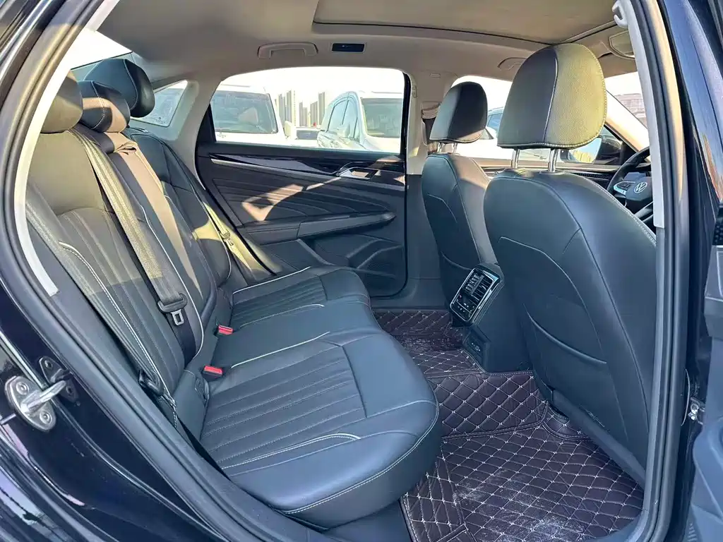 Volkswagen Passat 2021