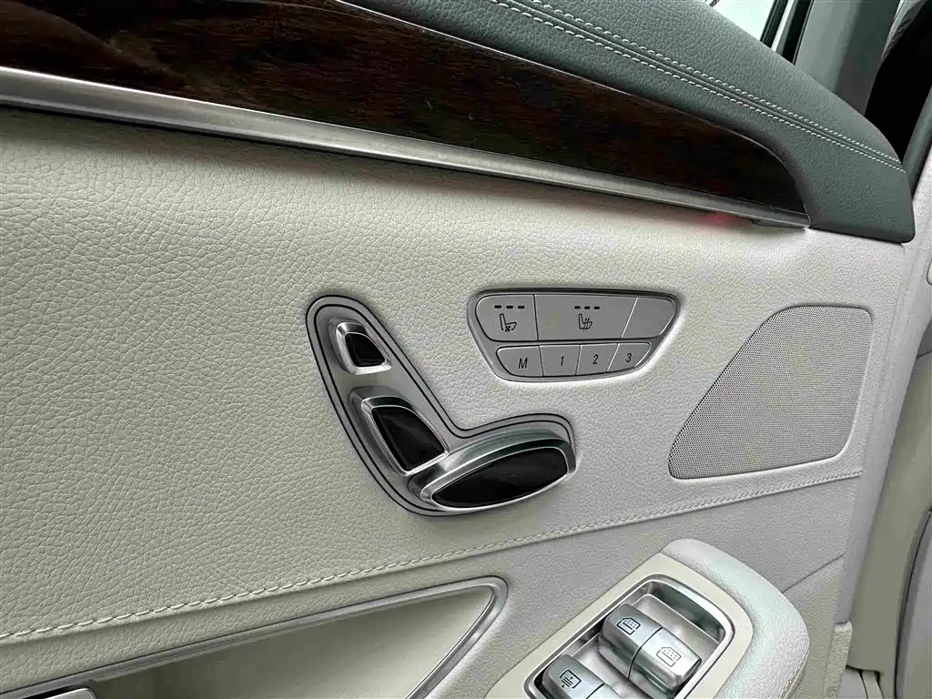 Mercedes-Benz S-Class 2015 — фото 19