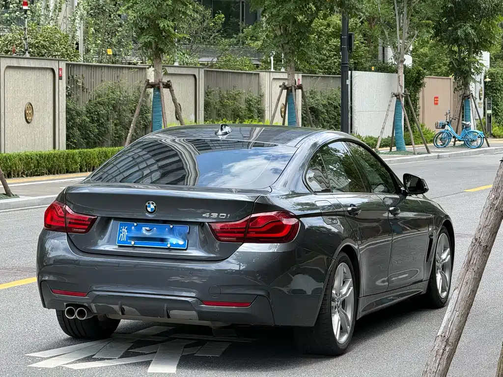 BMW 4 Series 2021 — фото 10