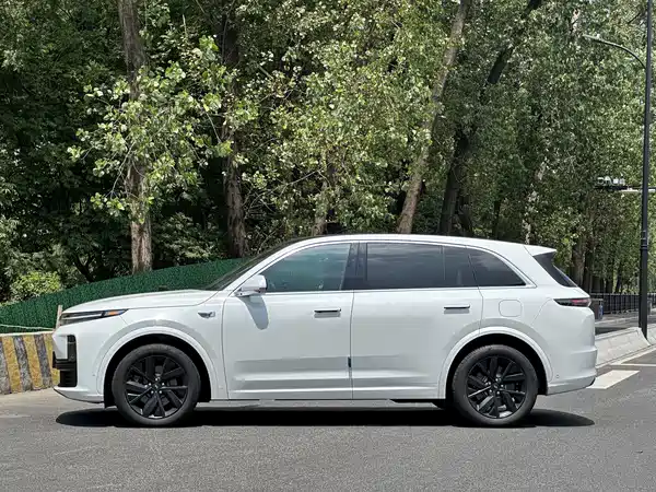 Li Auto L7 2024