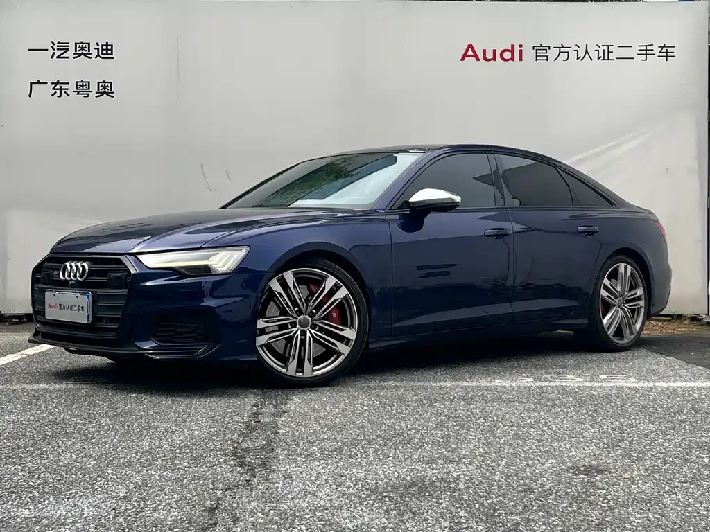 Audi S6 2021 — фото 1