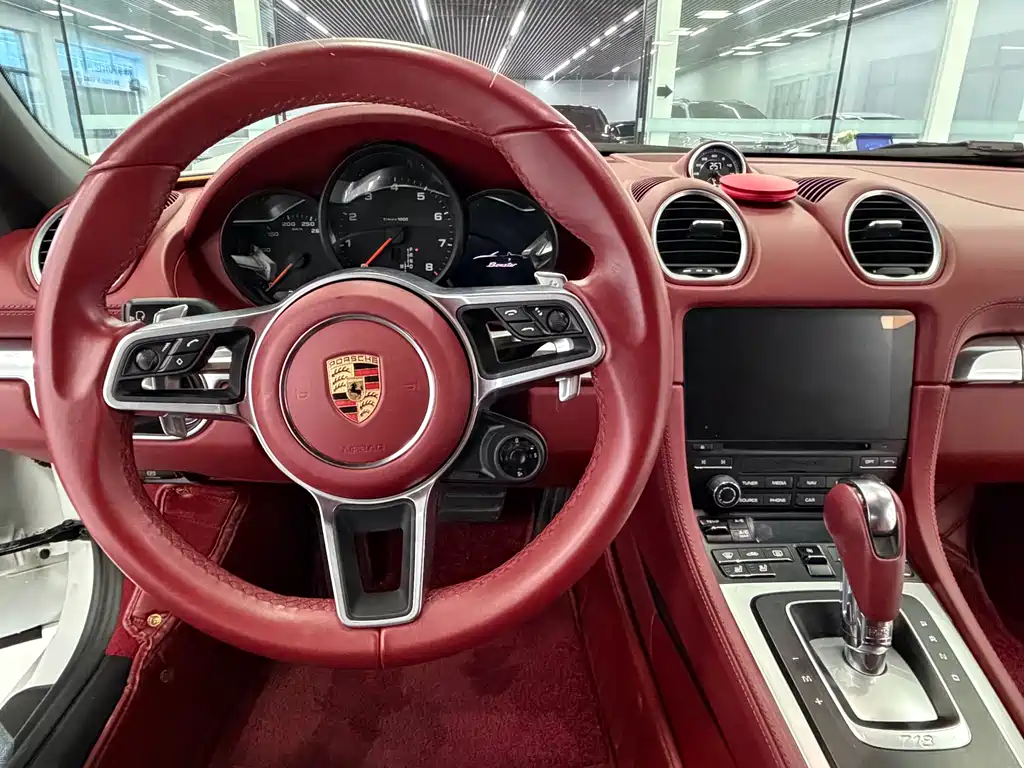 Porsche 718 2023 — фото 9