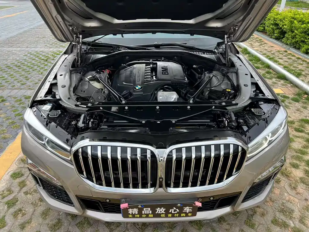 BMW 7 Series 2014 — фото 10