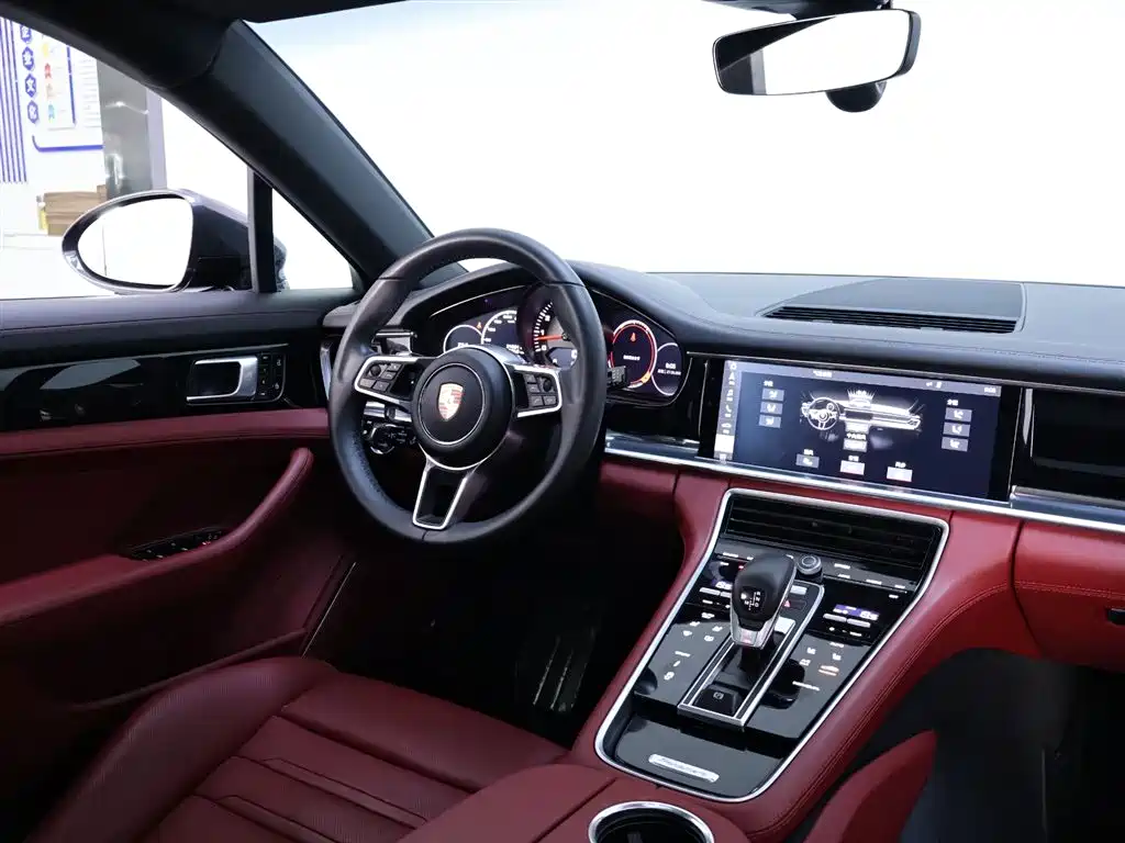 Porsche Panamera 2020 — фото 14