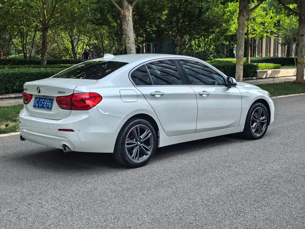 BMW 1 Series 2020