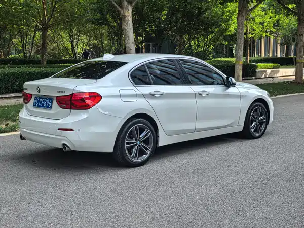 BMW 1 Series 2020