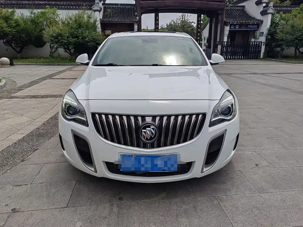 Buick Regal 2015 — фото 2