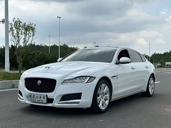 Jaguar XEL 2018