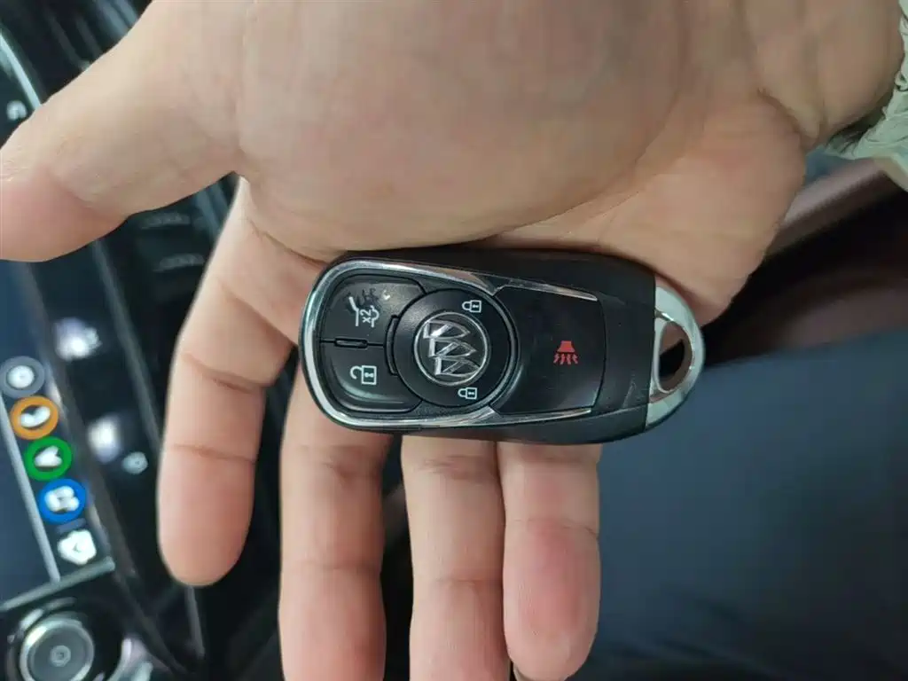 Buick Envision Plus 2020 — фото 9