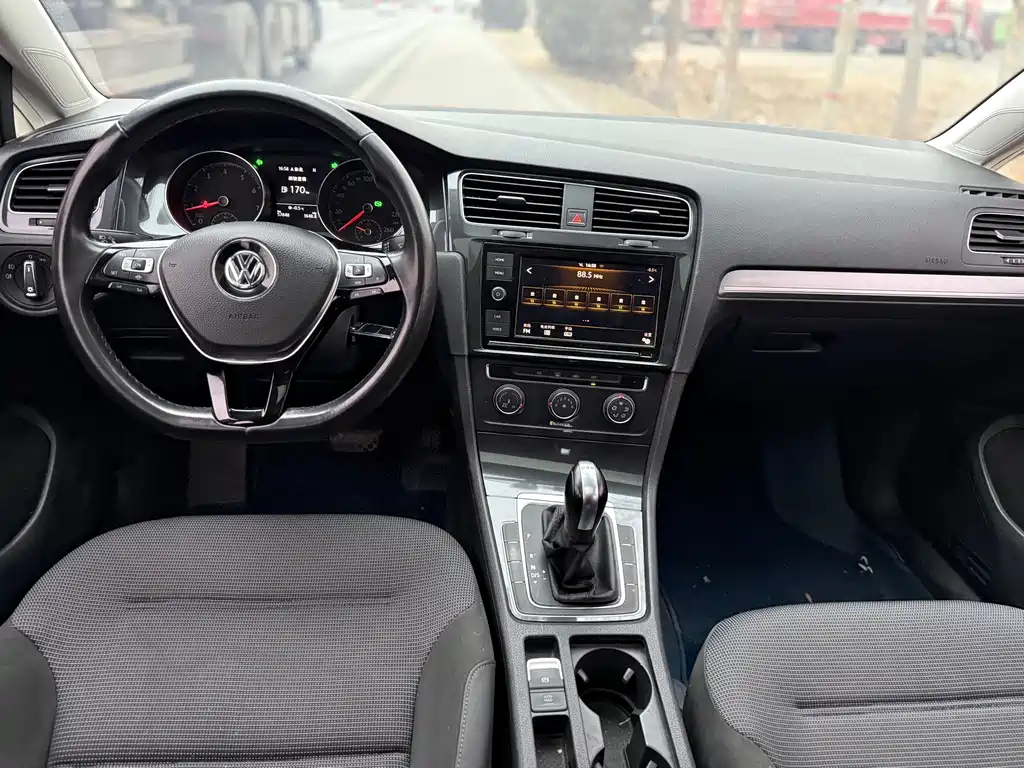 Volkswagen Golf 2019