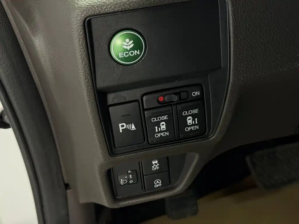 Honda Odyssey 2016 — фото 11