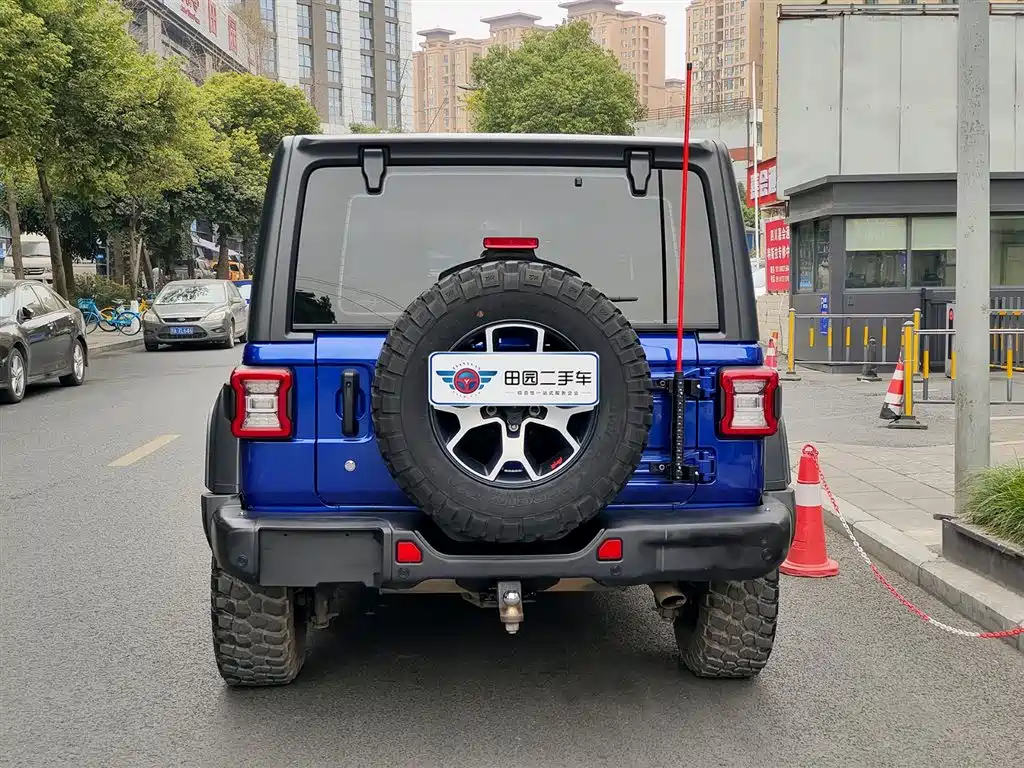 Jeep Wrangler 2019 — фото 5