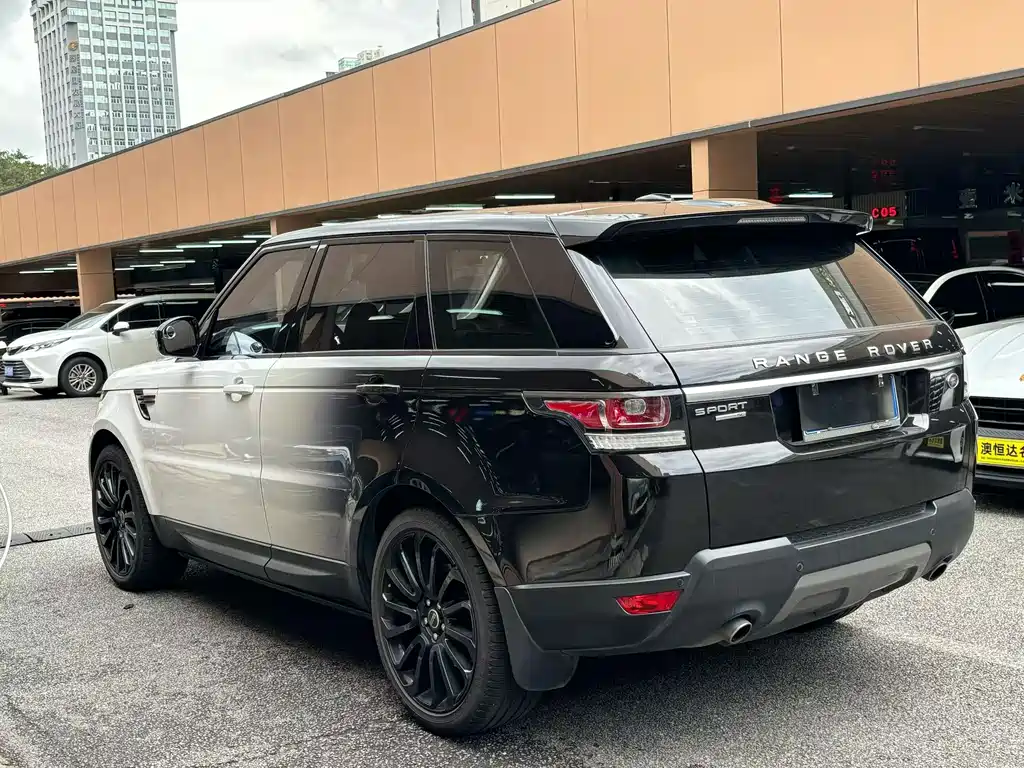 Land Rover Range Rover Sport 2016 — фото 8