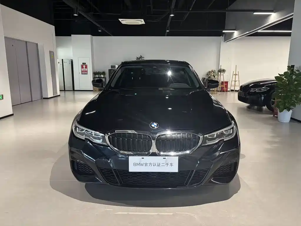 BMW 3 Series 2020