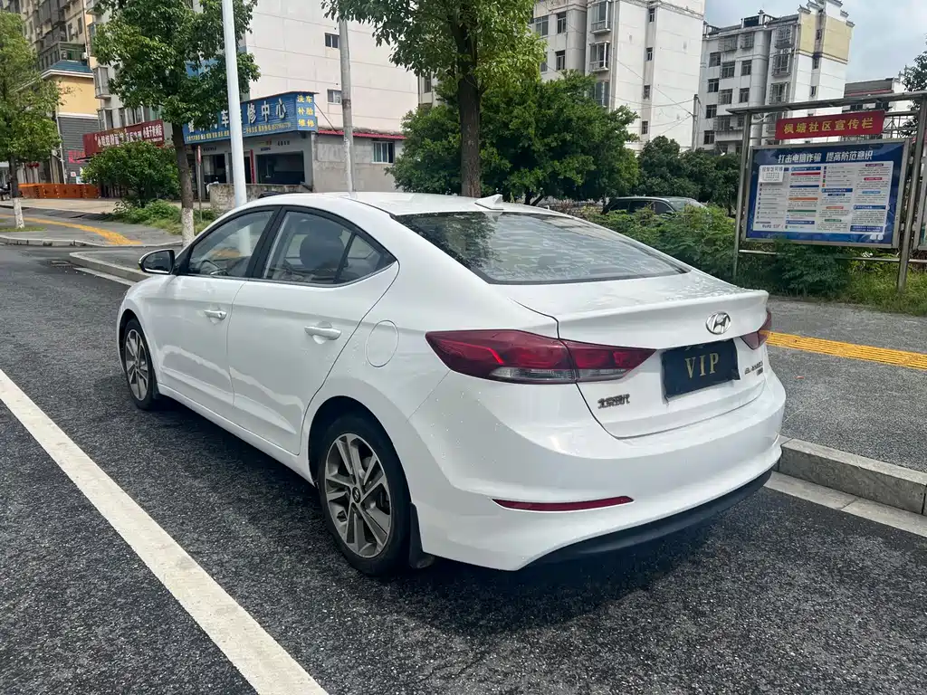 Hyundai Celesta 2017 — фото 8