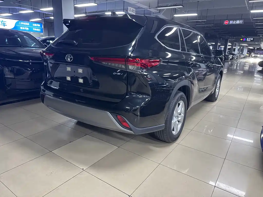 Toyota Highlander 2026