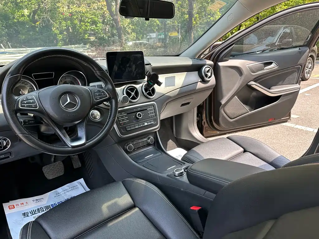 Mercedes-Benz GLA 2017 — фото 22