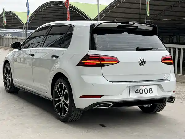 Volkswagen Golf 2020