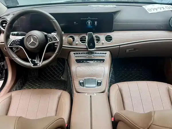 Mercedes-Benz E-Class 2021