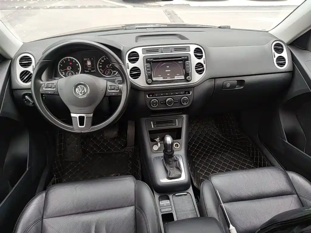 Volkswagen Tiguan 2015 — фото 10
