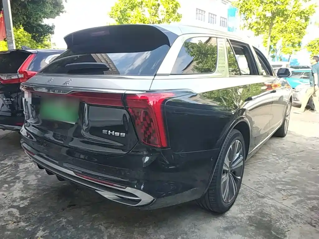 Hongqi E-HS9 2022