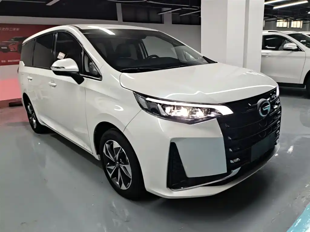 GAC Motor Trumpchi M6 2023 — фото 4