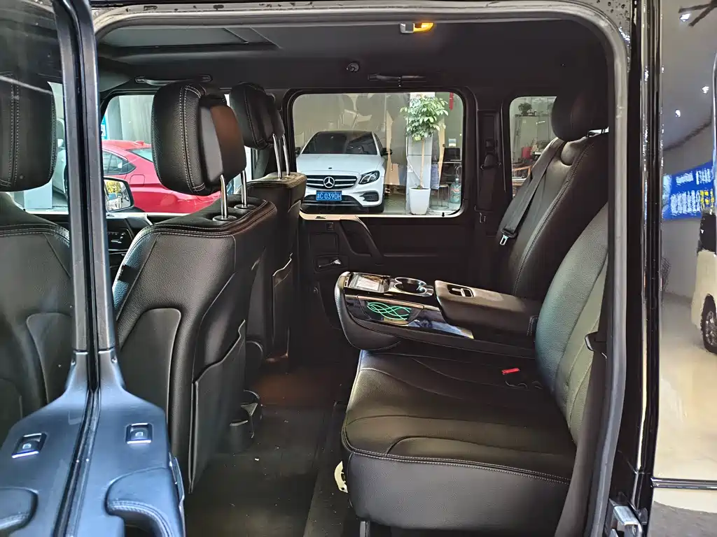 Mercedes-Benz G-Class 2017 — фото 14