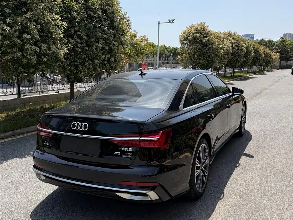 Audi A6L 2024