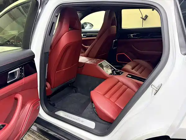 Porsche Panamera 2018