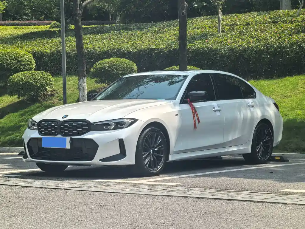 BMW 3 Series 2024