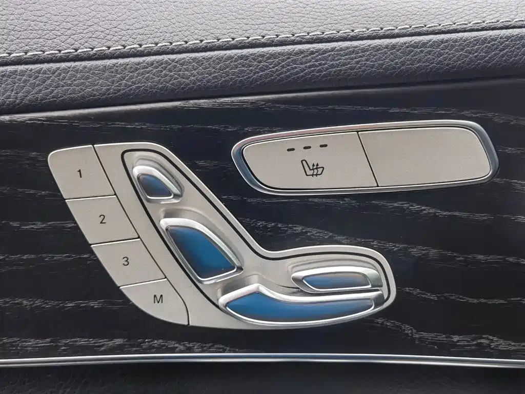 Mercedes-Benz C-Class 2021 — фото 33