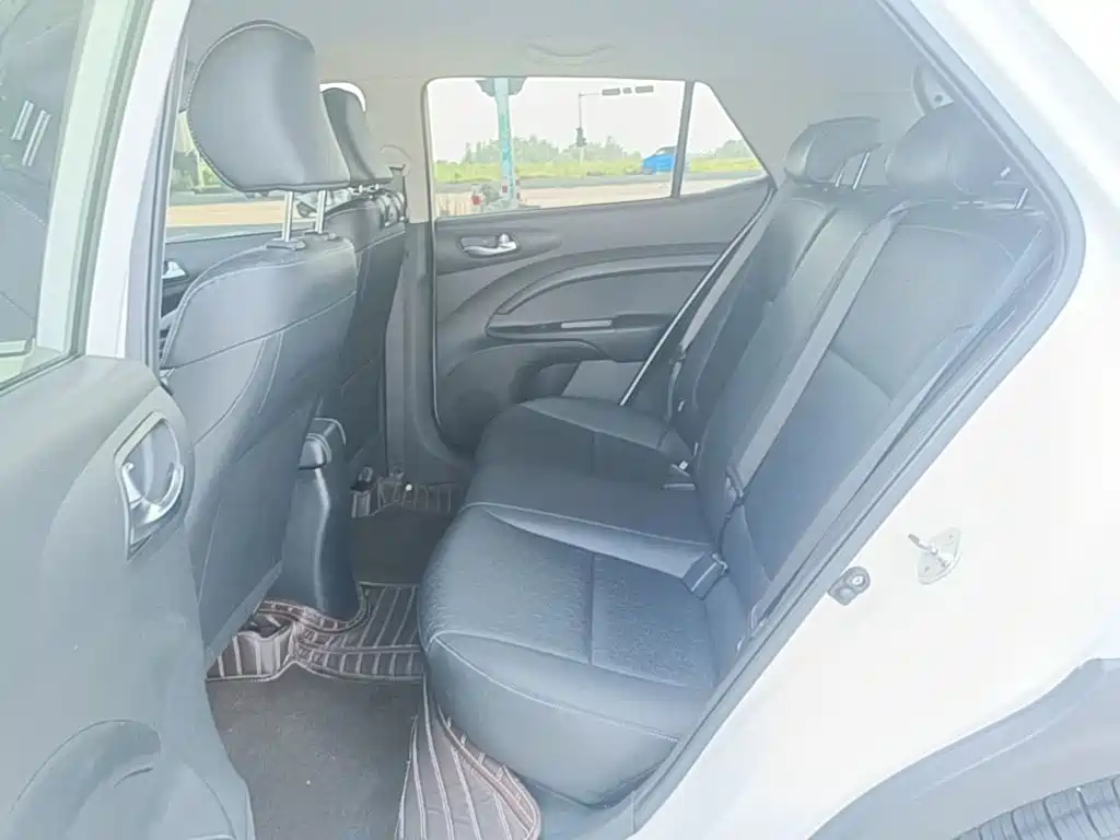 Kia KX1 2019 — фото 17