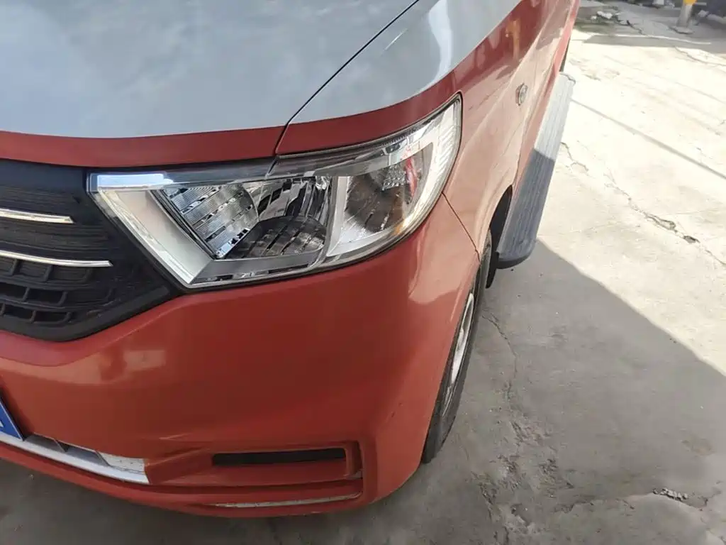 Wuling Hongguang V 2021 — фото 24