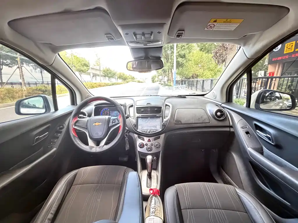 Chevrolet Trax 2015 — фото 11