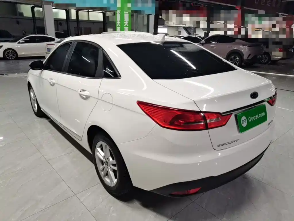 Ford Escort 2019