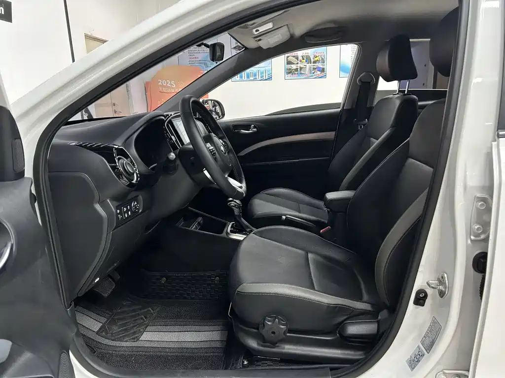 Kia KX1 2019 — фото 8