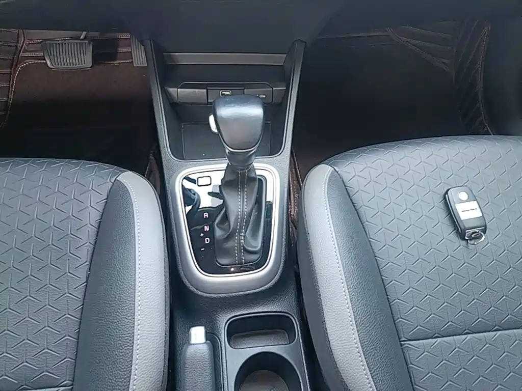 Kia KX1 2019 — фото 14