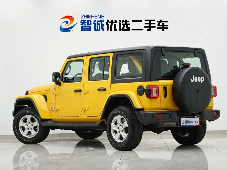 Jeep Wrangler 2021 — фото 34
