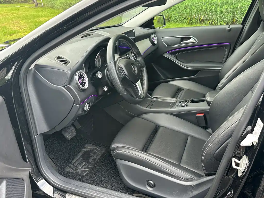 Mercedes-Benz GLA 2016