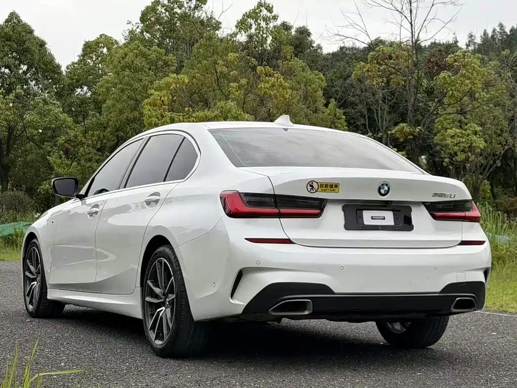 BMW 3 Series 2021