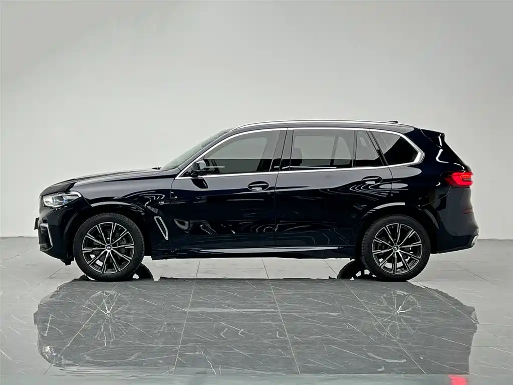 BMW X5 2024