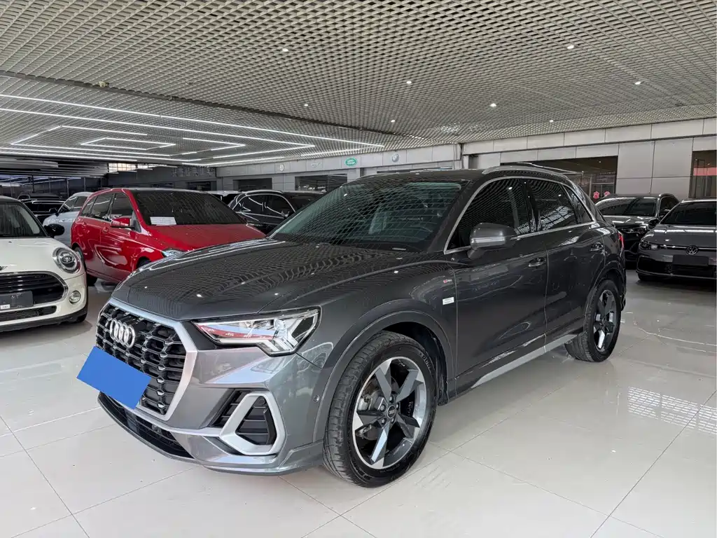 Audi Q3 2022