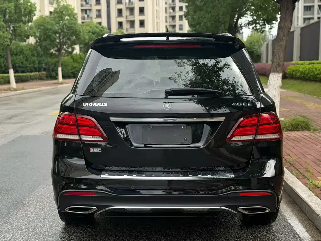 Mercedes-Benz GLE 2017 — фото 11