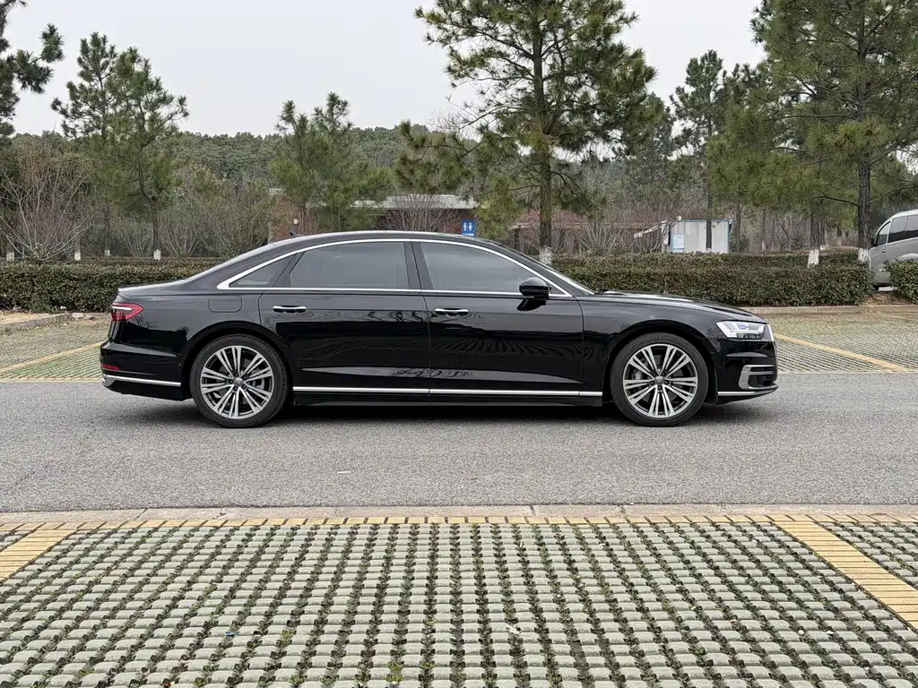 Audi A8 2019
