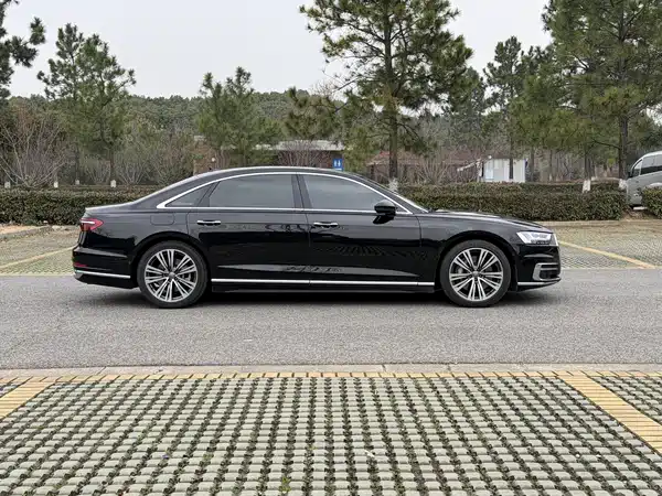 Audi A8 2019