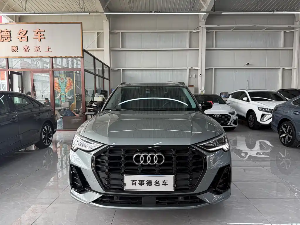 Audi Q3 2023 — фото 2