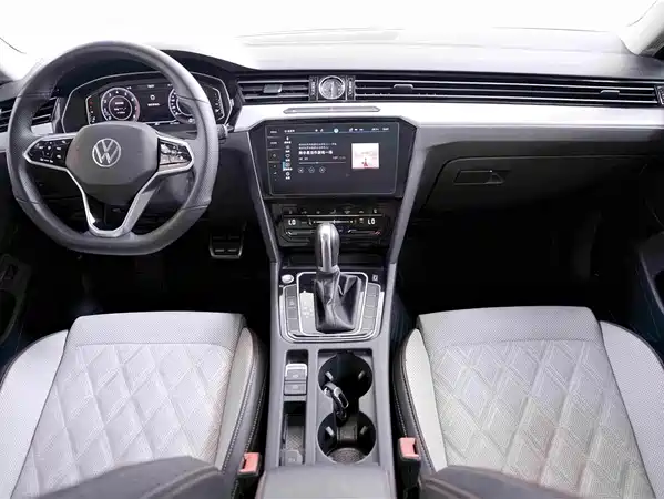 Volkswagen Magotan 2023