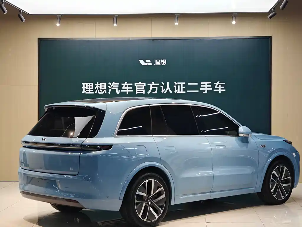 Li Auto Li L8 2024