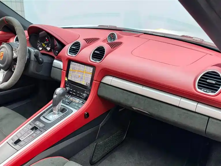 Porsche 718 2023 — фото 10