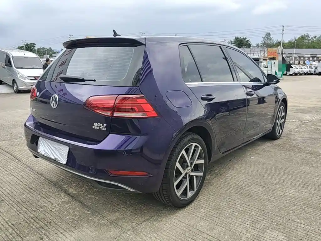 Volkswagen Golf 2020